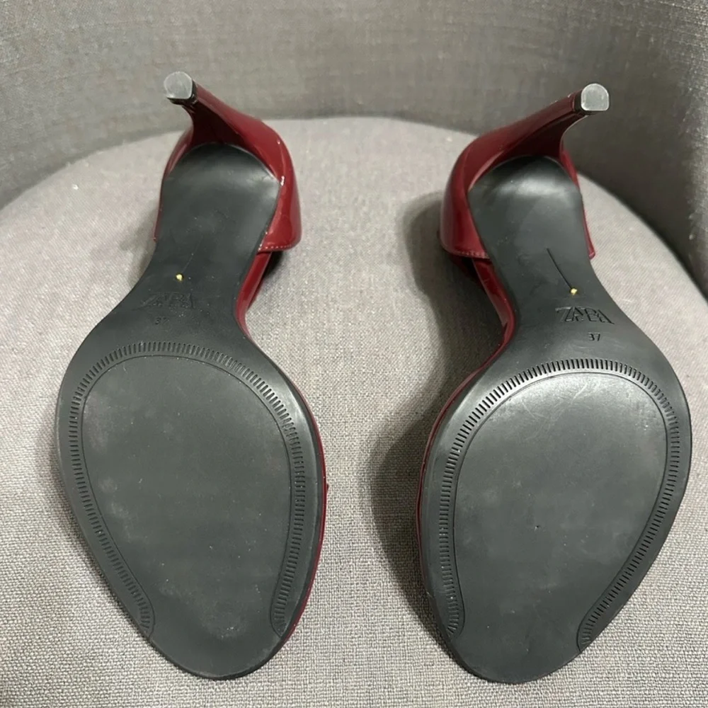Zara burgundy patent heels sz: 37 (US: 6.5-7)